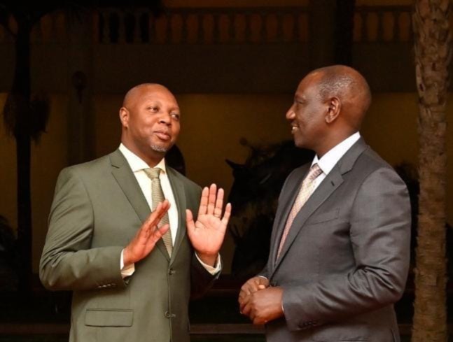 File image of Daniel Manduku and President William Ruto.
